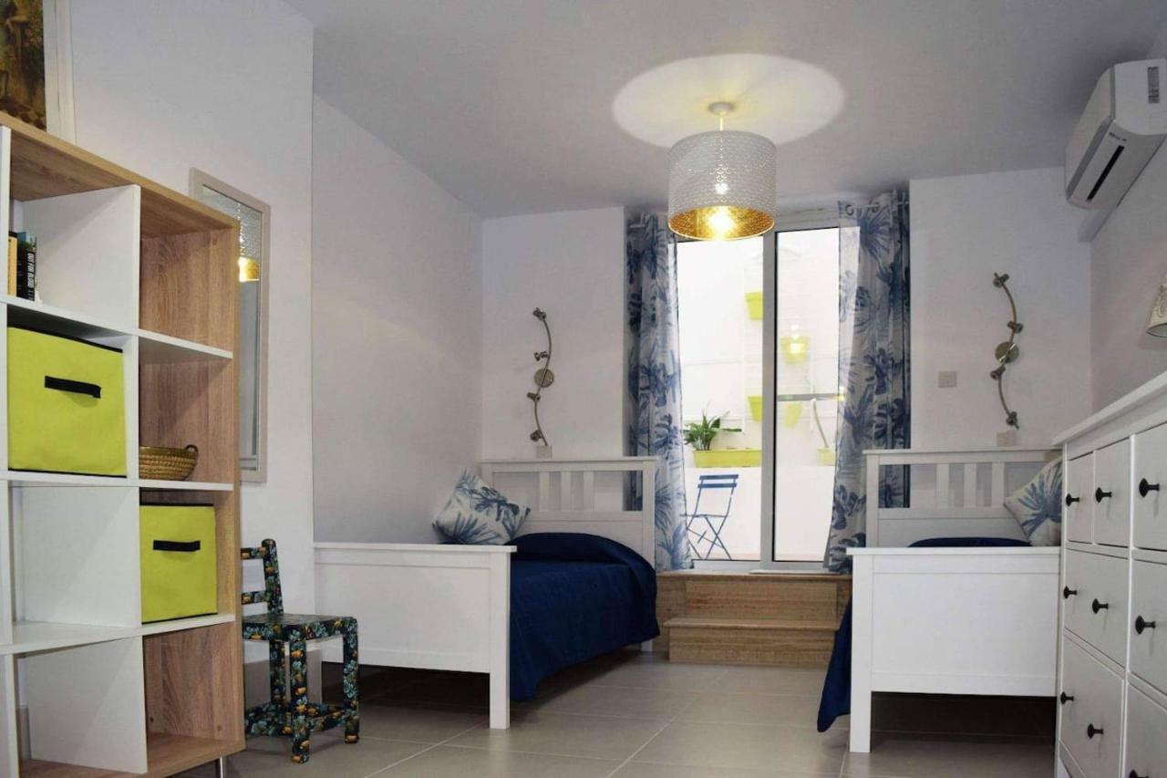 Apartment Private In St Julians